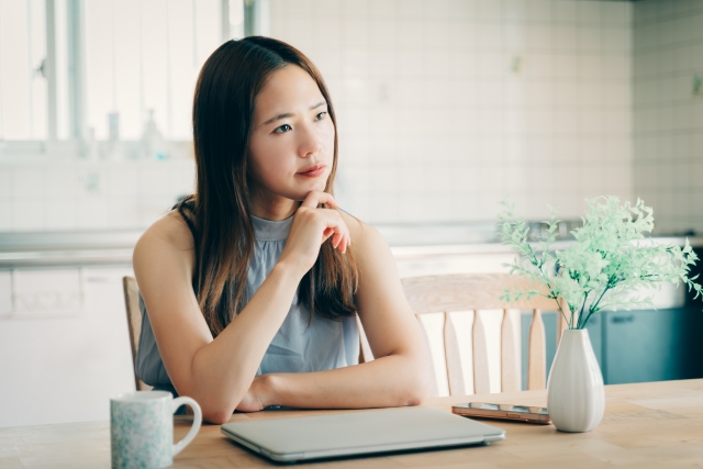 生理不順と不正出血が同時に起こる場合の症状と診断