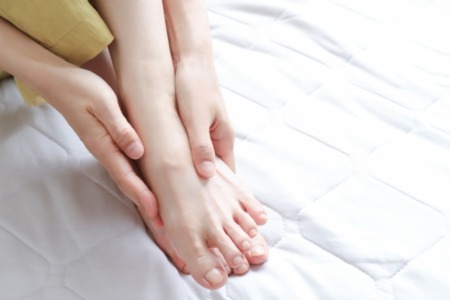 痛風を発症するとどうなる？症状と治療法を解説