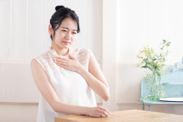 逆流性食道炎の人が避けるべき食べ物|症状を和らげるポイント