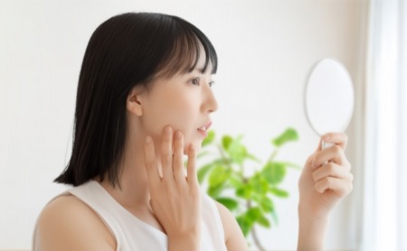しこりのようなニキビを早く治す方法｜効果的なケアと対策