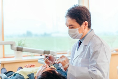 フラップ手術とは？歯周病治療におけるその重要性とプロセス
